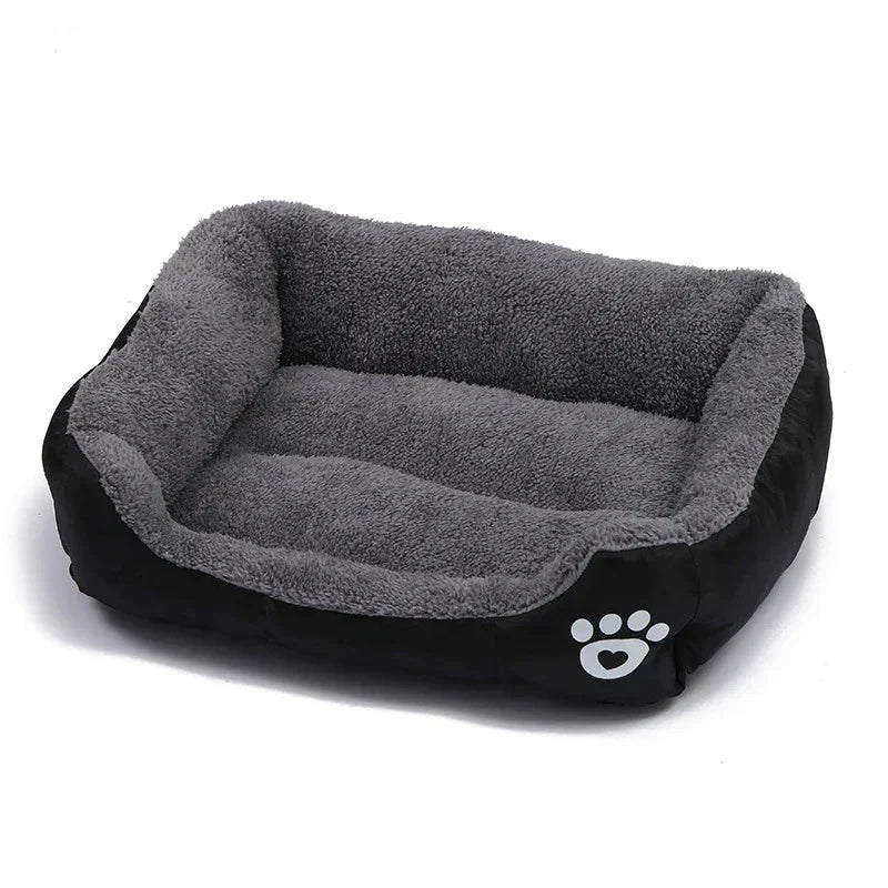 Hundebett in Schwarz – modernes Design, pflegeleicht und besonders kuschelig