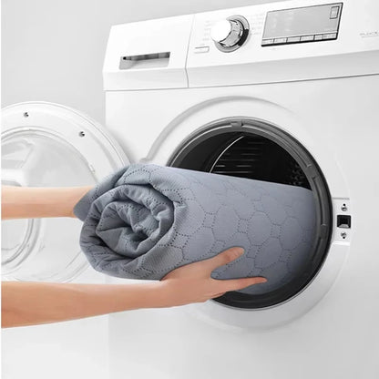 Graues ComfortPad – atmungsaktive, waschbare Unterlage für Haustiere